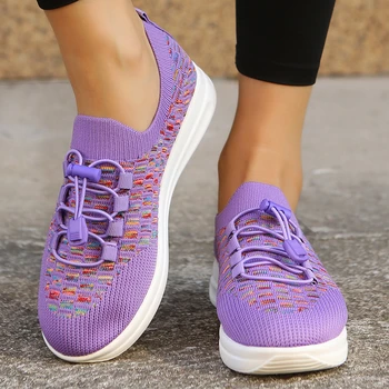 Женская спортивная обувь 2023 Весна и осень Новая спортивная вулканизированная обувь на шнуровке, дышащая повседневная обувь из сетки, обувь для женщин